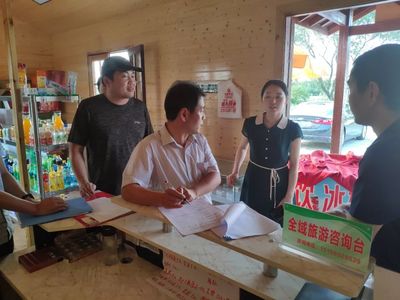 巢湖市商務(wù)局蒞臨我鎮(zhèn)指導(dǎo)電商扶貧工作，助力鄉(xiāng)村振興與旅游咨詢?nèi)诤习l(fā)展